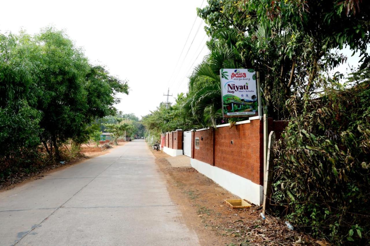 Niyati Home Stay Gokarna  Exteriör bild