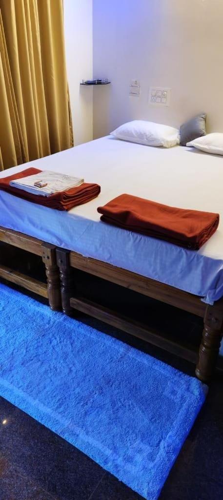 Niyati Home Stay Gokarna  Exteriör bild